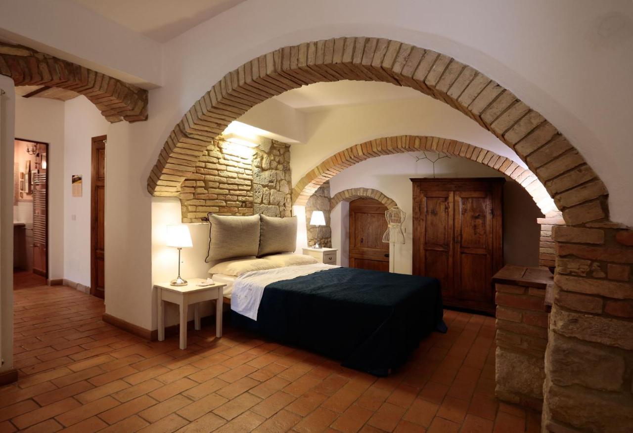 Corte Dei Guelfi San Gimignano Exterior foto